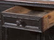 Credenza antica